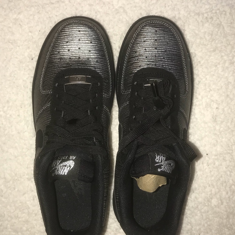 Nike Air Force 1 ‘07 Premium silver sneakers - Picture 7 of 8